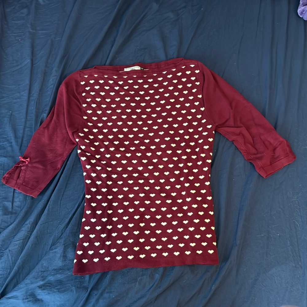 Maroon heart pullover sweater, medium